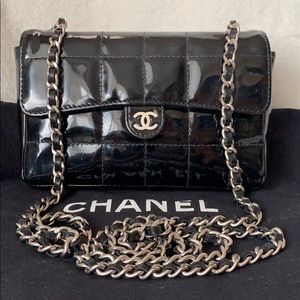 CHANEL Waist Belt Flap Bag Crossbody Fanny Bumbag